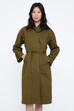 Carica l'immagine nel visualizzatore di Gallery, Wild Pony- Trench coat oliva