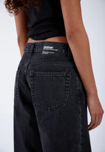 Carica l&#39;immagine nel visualizzatore di Gallery, Drdenim- Jeans
