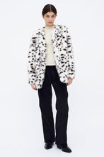 Carica l&#39;immagine nel visualizzatore di Gallery, Wild Pony- Pelliccia eco
