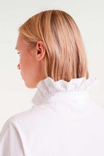 Carica l&#39;immagine nel visualizzatore di Gallery, Compania Fantastica- Camicia con volant
