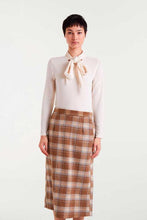 Carica l'immagine nel visualizzatore di Gallery, Compania Fantastica- Maglietta con sciarpina
